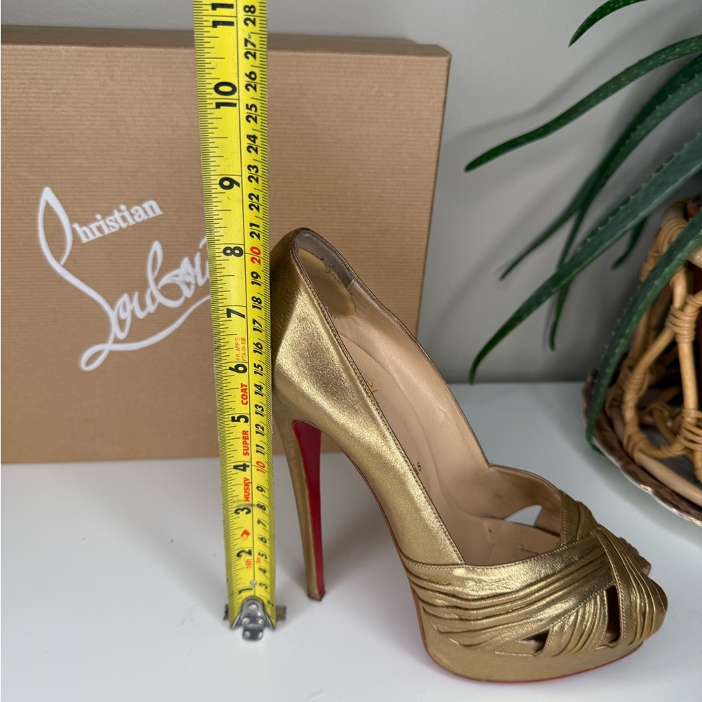 Christian Louboutin Aborina 150 Gold Lamé Platform Peep Toe Heels (Size 39.5) - Picture 13 of 14